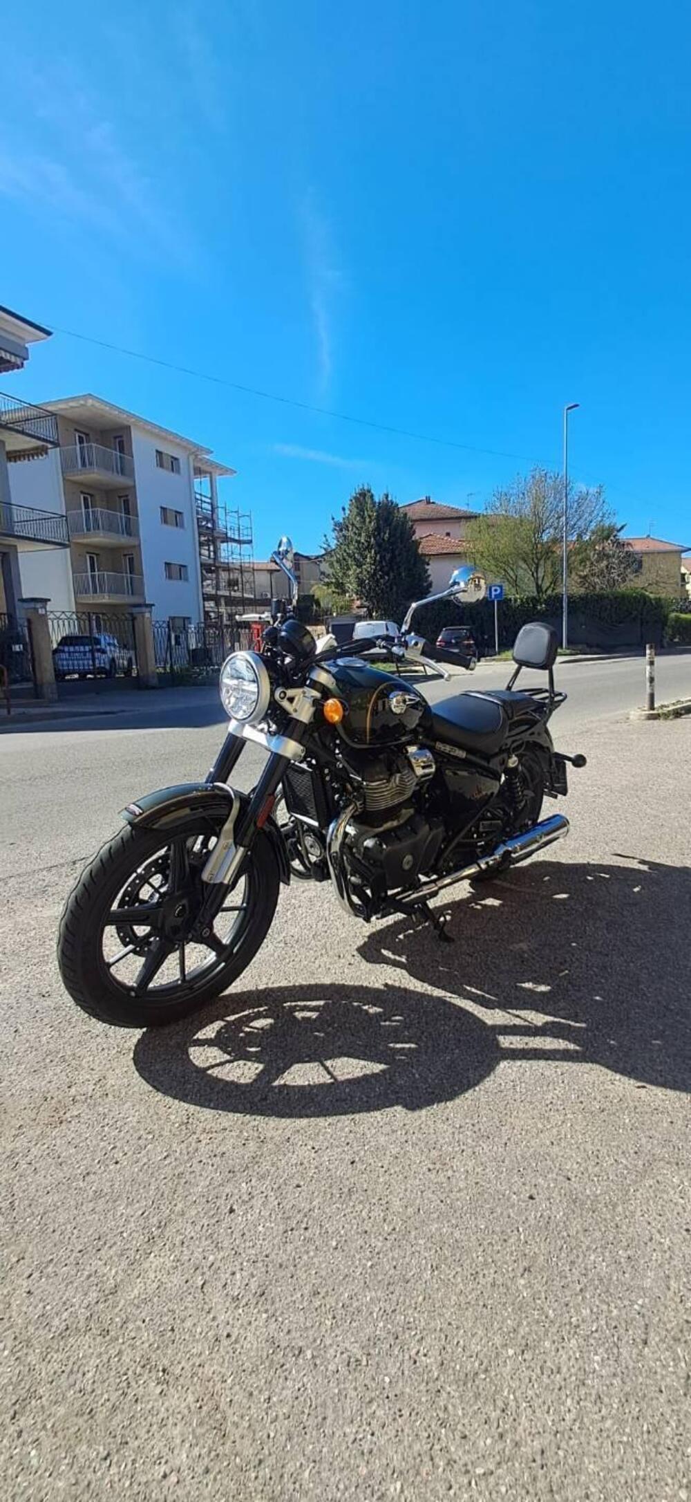 Royal Enfield Super Meteor 650 (2023 - 26)