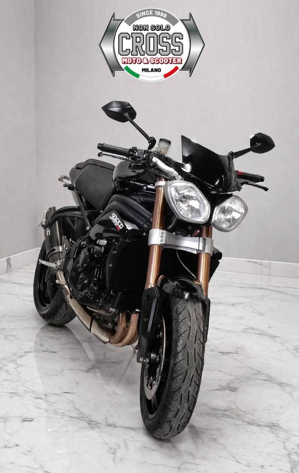 Triumph Speed Triple 1050 (2011 - 13) (7)