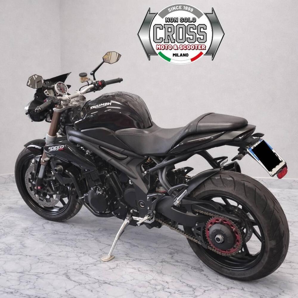 Triumph Speed Triple 1050 (2011 - 13) (8)