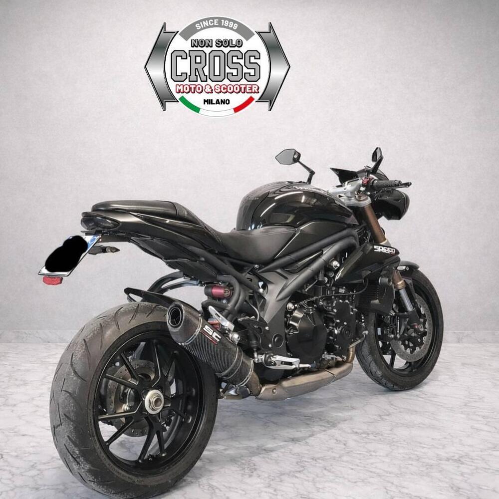 Triumph Speed Triple 1050 (2011 - 13) (9)