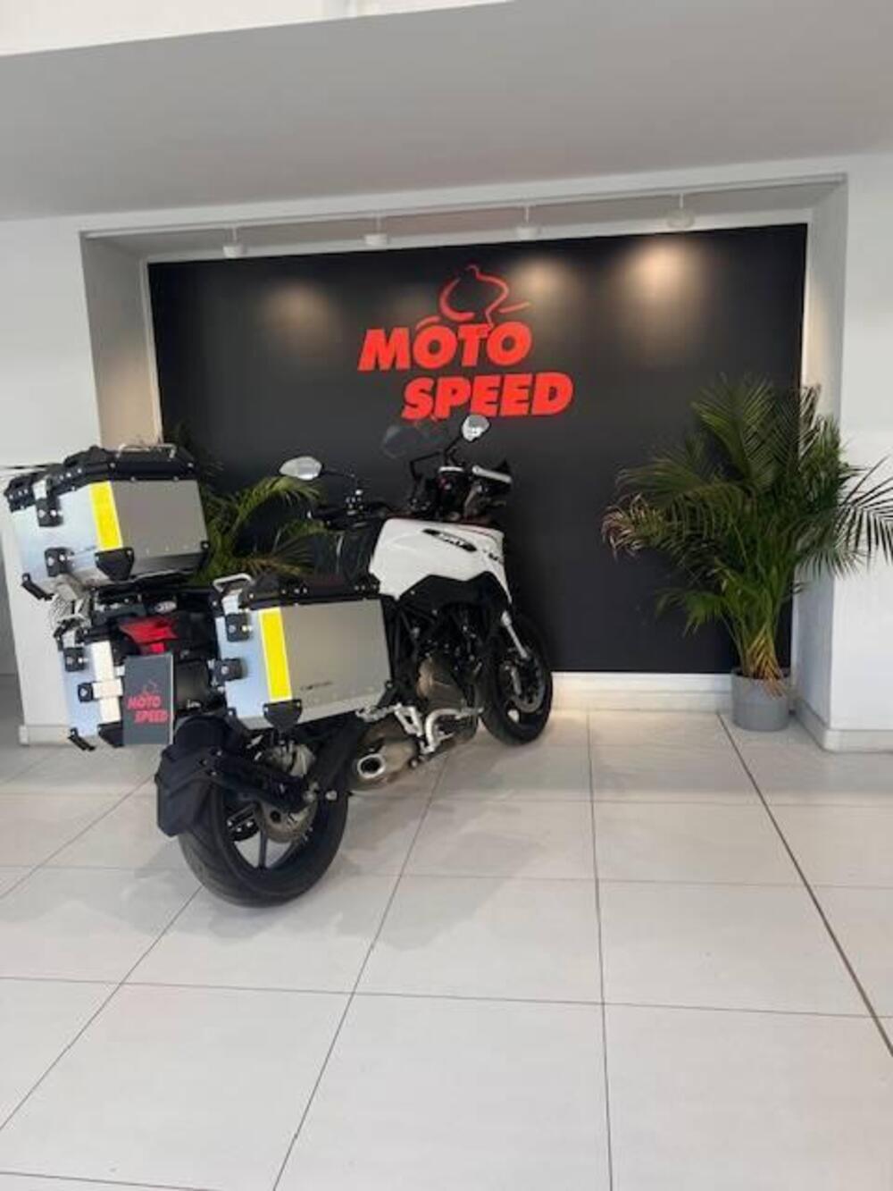 QJ Motor SRT 700 S (2025 - 26) (3)