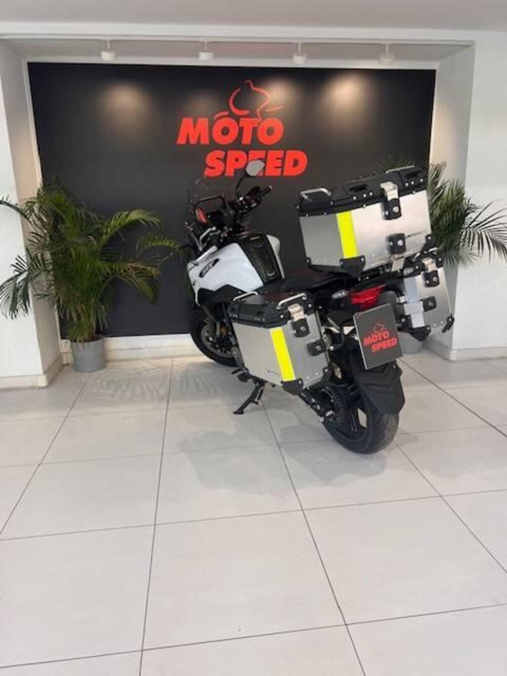 QJ Motor SRT 700 S (2025 - 26) (4)