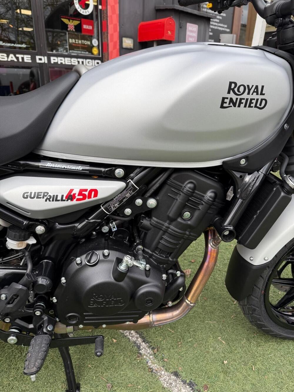 Royal Enfield Guerrilla 450 (2024 - 26) (11)