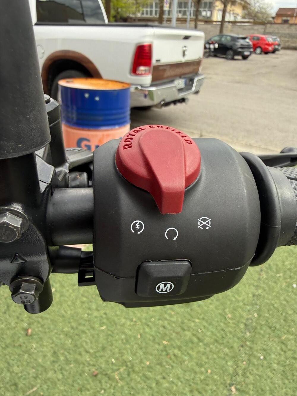 Royal Enfield Guerrilla 450 (2024 - 26) (17)