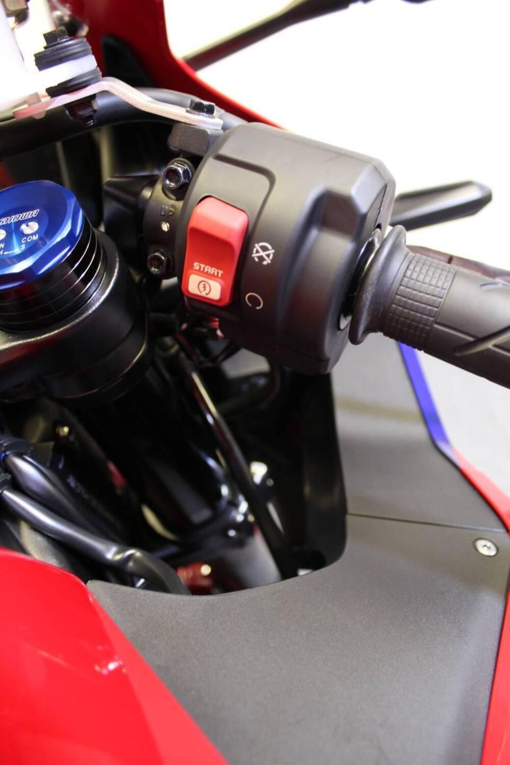 Honda CBR 600 RR (2024 - 26) (11)