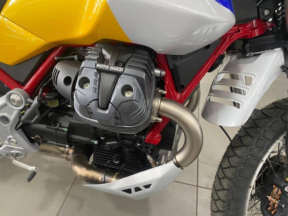 Moto Guzzi V85 TT (2024 - 26) (7)