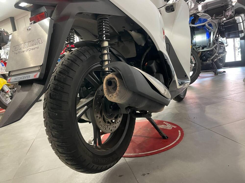 Honda SH 150i (2020 - 23) (9)