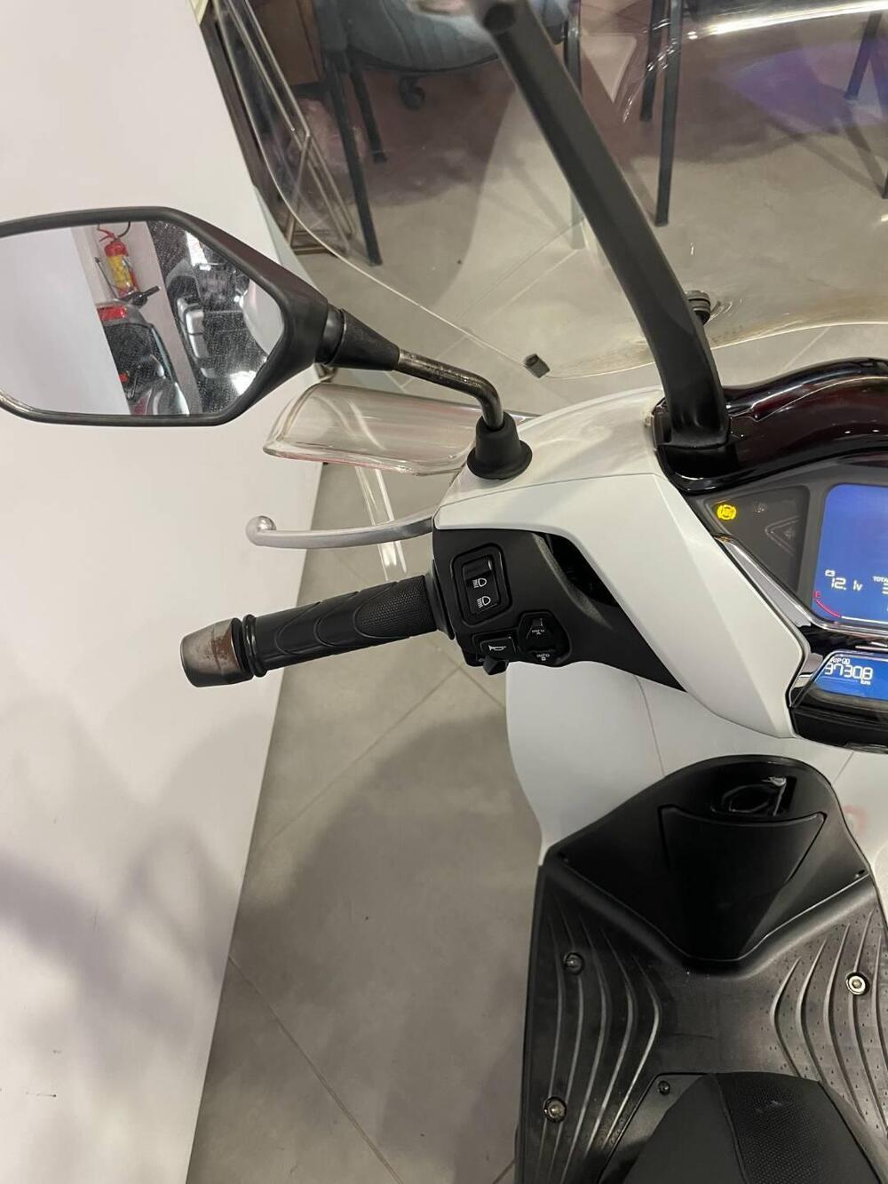 Honda SH 150i (2020 - 23) (13)