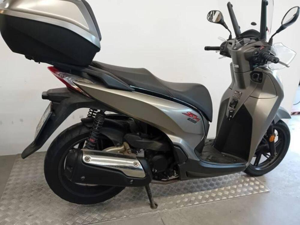 Honda SH 300 i (2006 - 10) (6)