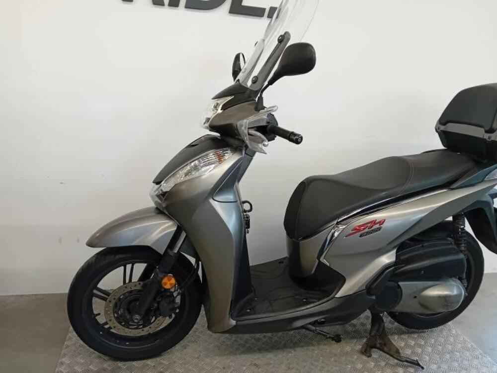 Honda SH 300 i (2006 - 10) (4)