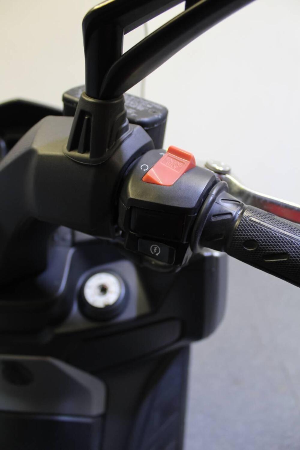 Kymco X-Town 300i City (2021 - 25) (10)