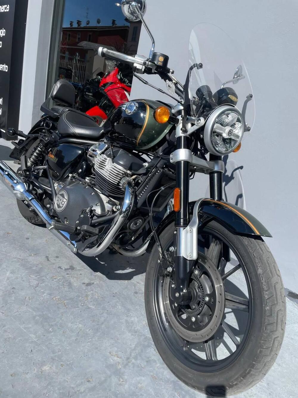 Royal Enfield Super Meteor 650 (2023 - 26) (3)