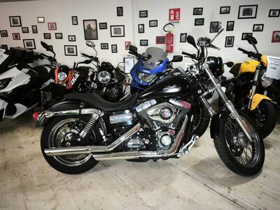 Harley-Davidson 1584 Super Glide Custom (2008 - 13) - FXDC usata