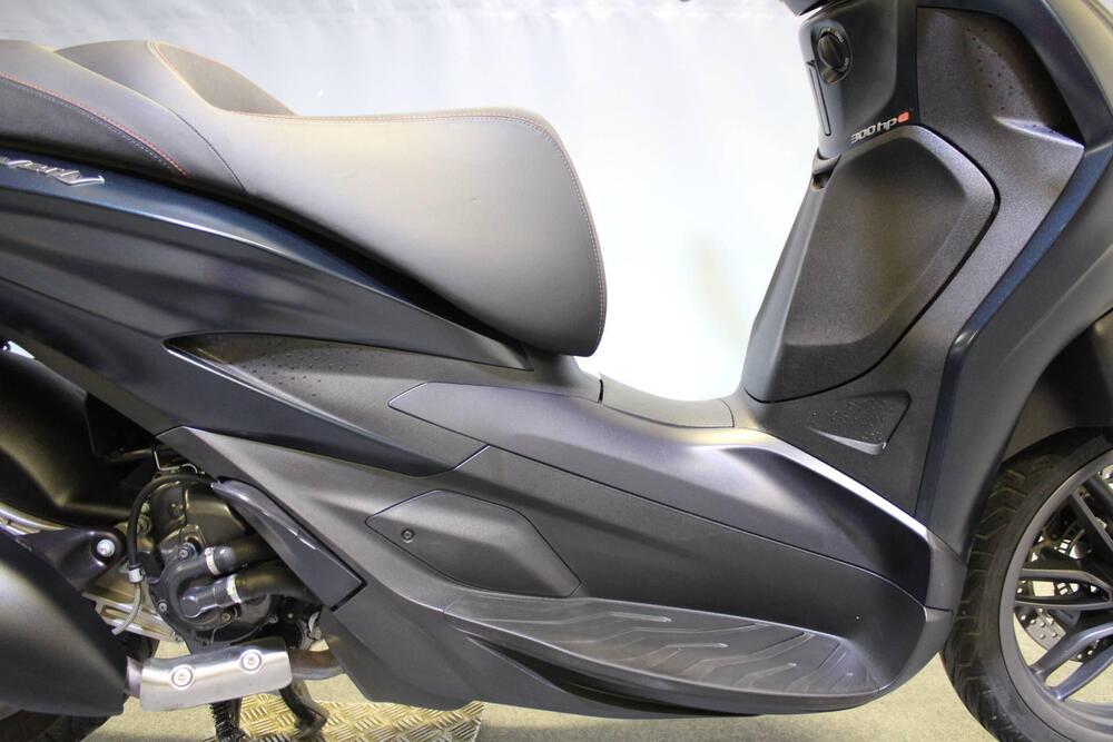 Piaggio Beverly 300 S ABS-ASR (2021 - 25) (8)