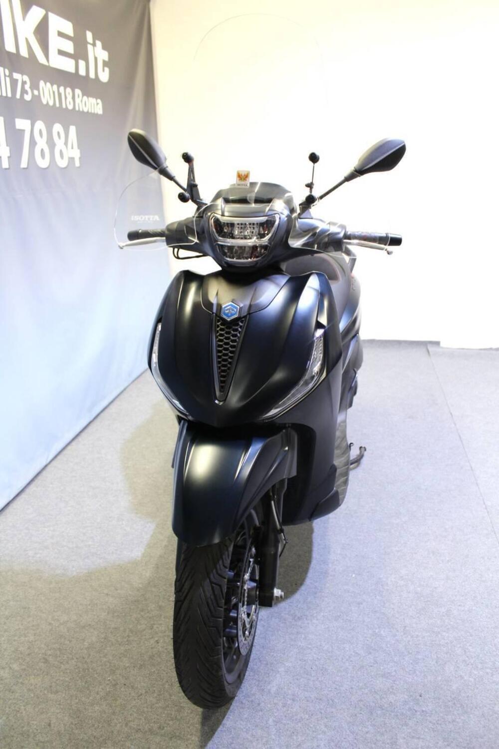 Piaggio Beverly 300 S ABS-ASR (2021 - 25) (14)