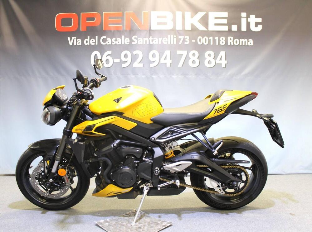 Triumph Street Triple 765 RS (2023 - 26) (2)