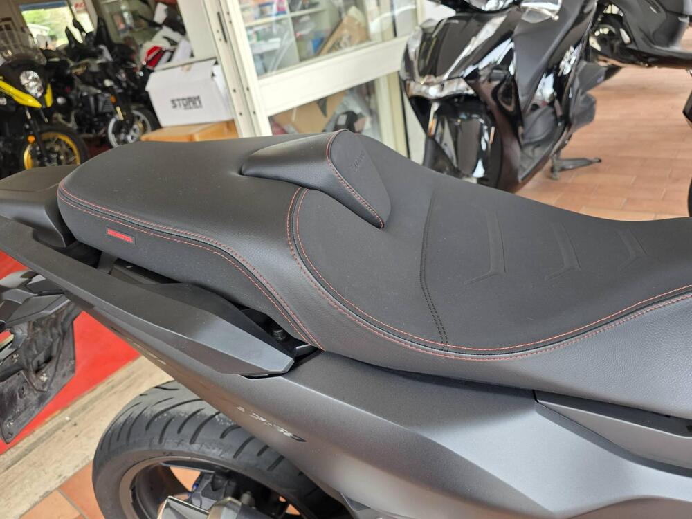 Honda Forza 750 (2025 - 26) (8)