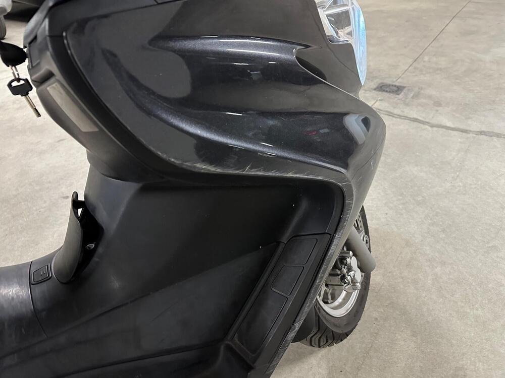 Suzuki Burgman AN 400 Limited Edition (2006 - 09) (9)