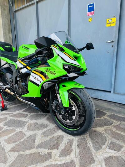 Kawasaki Ninja 636 ZX-6R (2024 - 26) usata