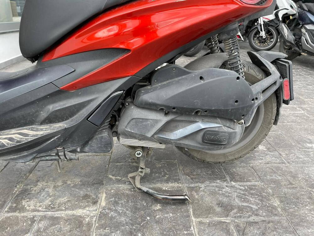 Piaggio Beverly 300 ABS-ASR (2021 - 25) (6)