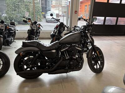 Harley-Davidson 883 Iron (2017 - 20) - XL 883N usata