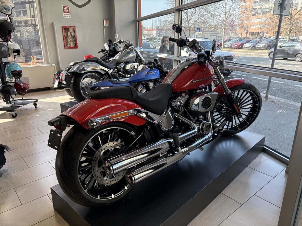 Harley-Davidson Breakout 117 (2025 - 26)