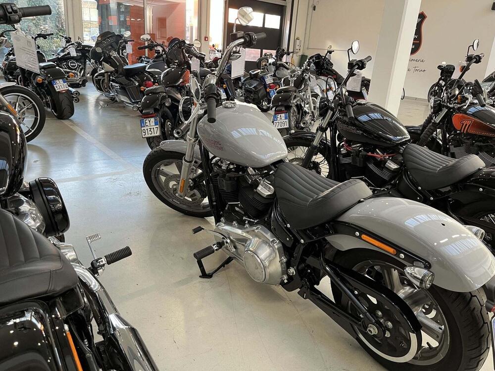 Harley-Davidson Softail Standard (2020) - FXST (4)