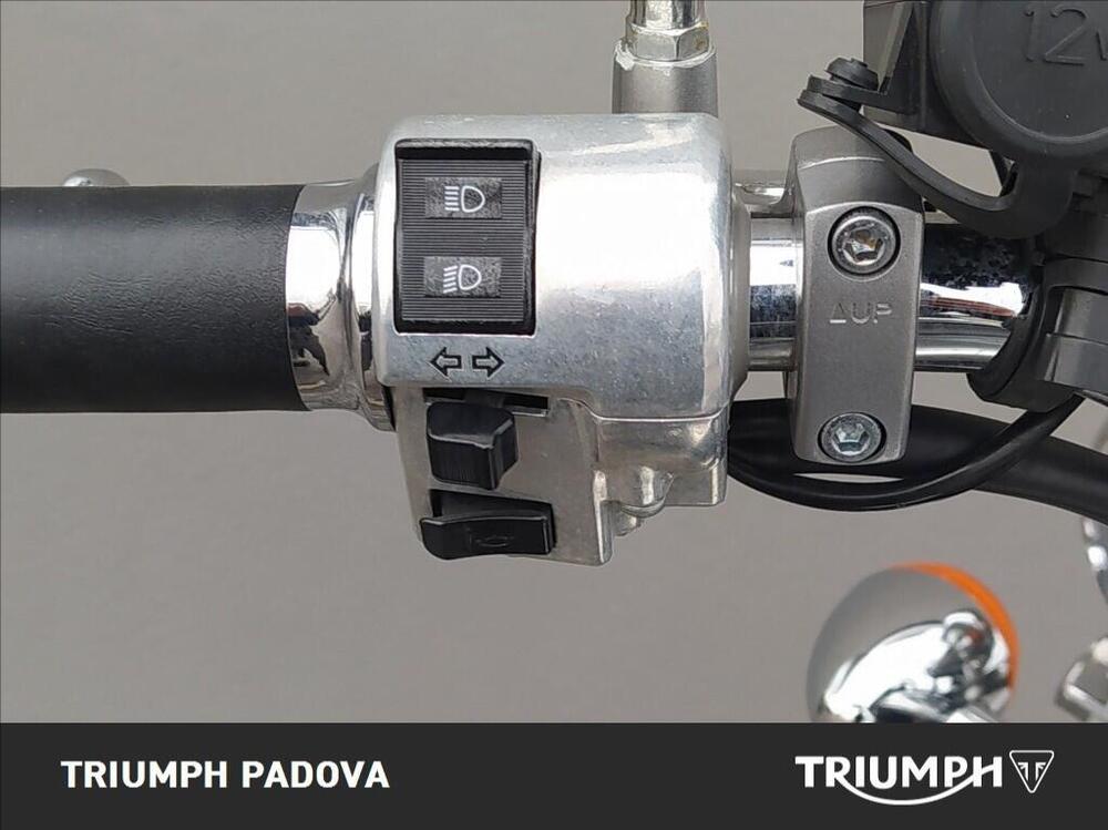 Honda VT 750 Shadow Spirit (12)