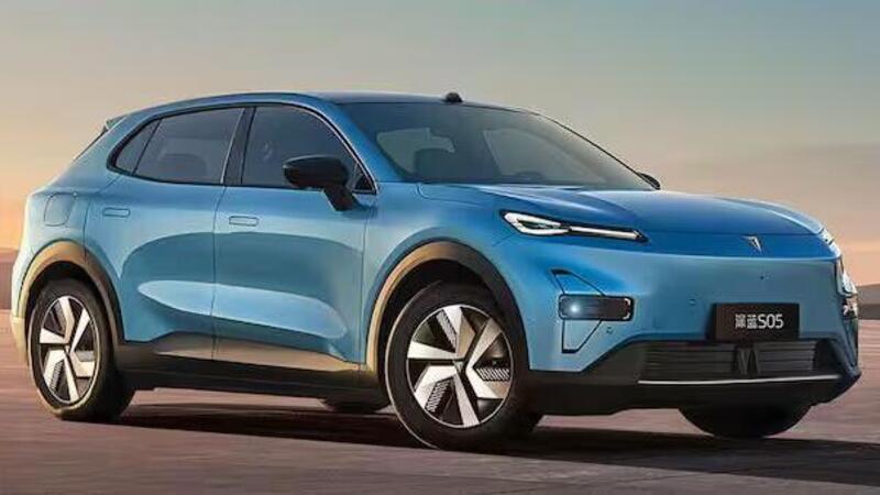 Arriva la Changan Deepal S05: il SUV plug-in cinese da oltre 1.000 km sfida l&rsquo;Europa