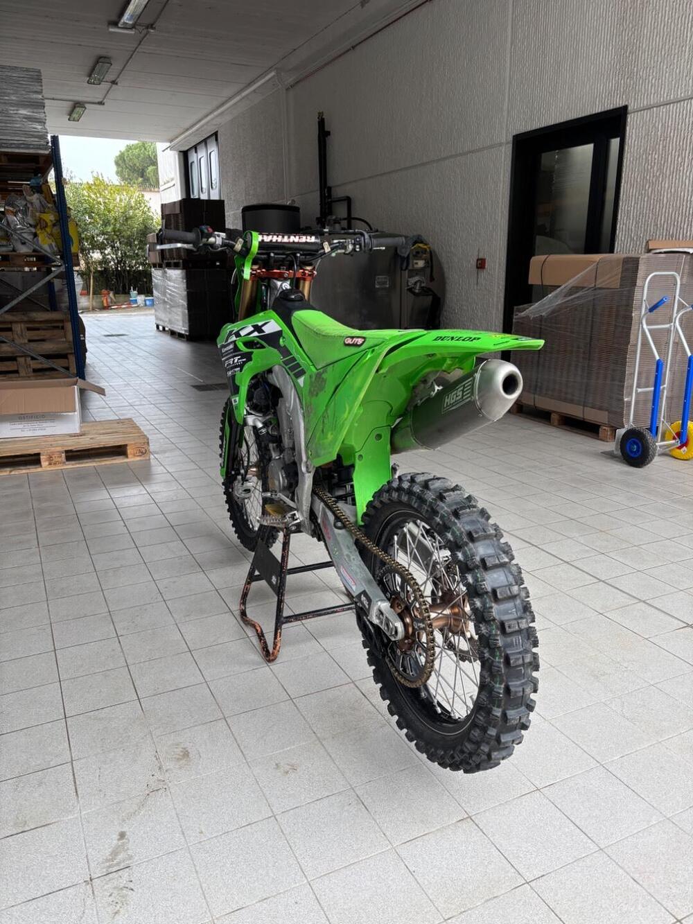 Kawasaki KX 450 (2025) (3)