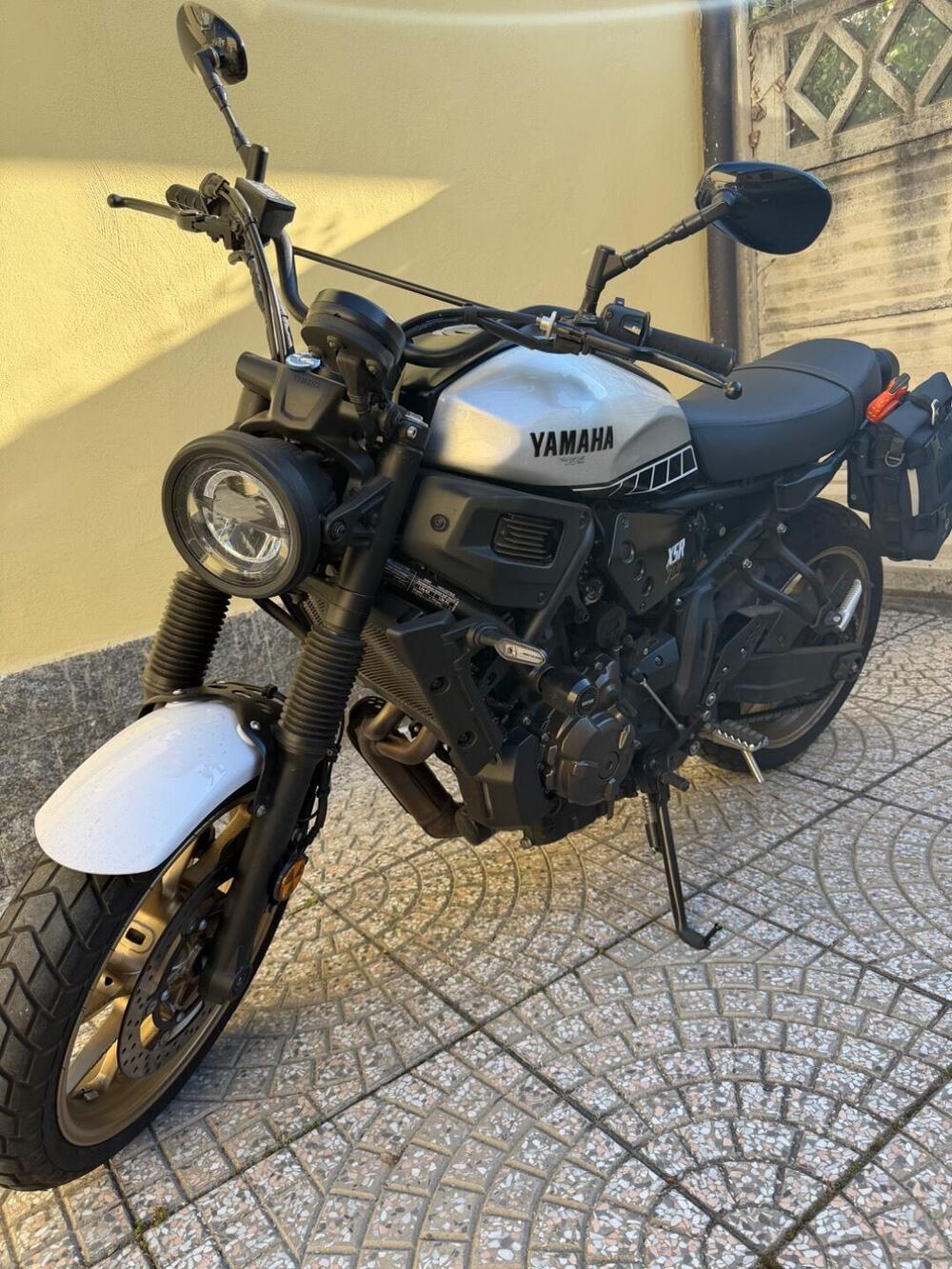 Yamaha XSR 700 Legacy (2023 - 26) (6)