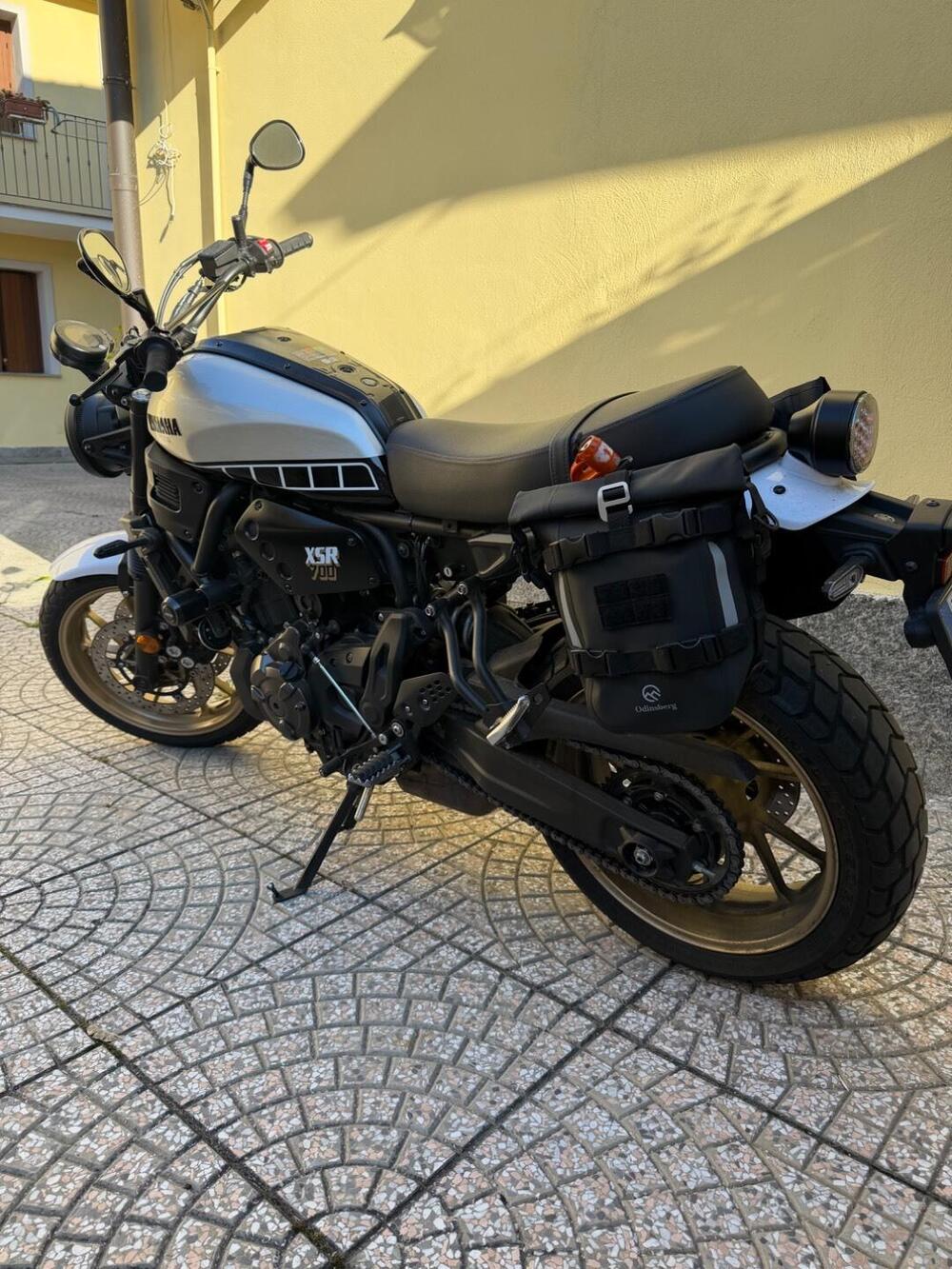 Yamaha XSR 700 Legacy (2023 - 26) (7)