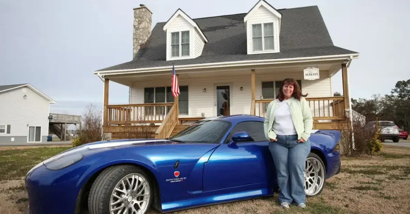 Vince una Dodge Viper comprando GTA V al figlio: la storia incredibile della &ldquo;mamma gamer&rdquo;