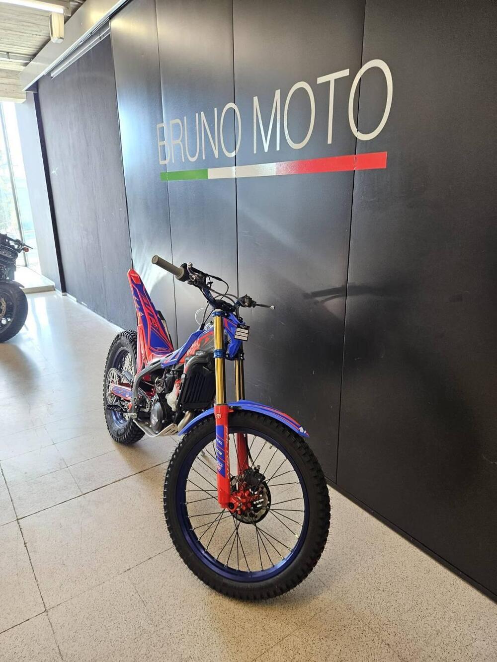 Betamotor Evo 300 2T Factory (2025 - 26) (2)