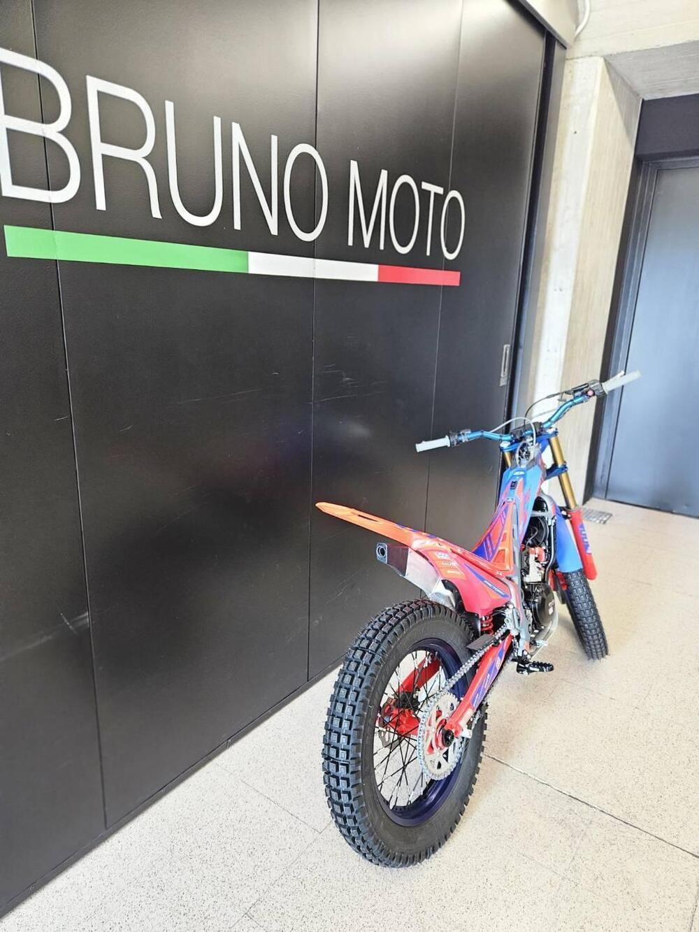 Betamotor Evo 300 2T Factory (2025 - 26) (3)