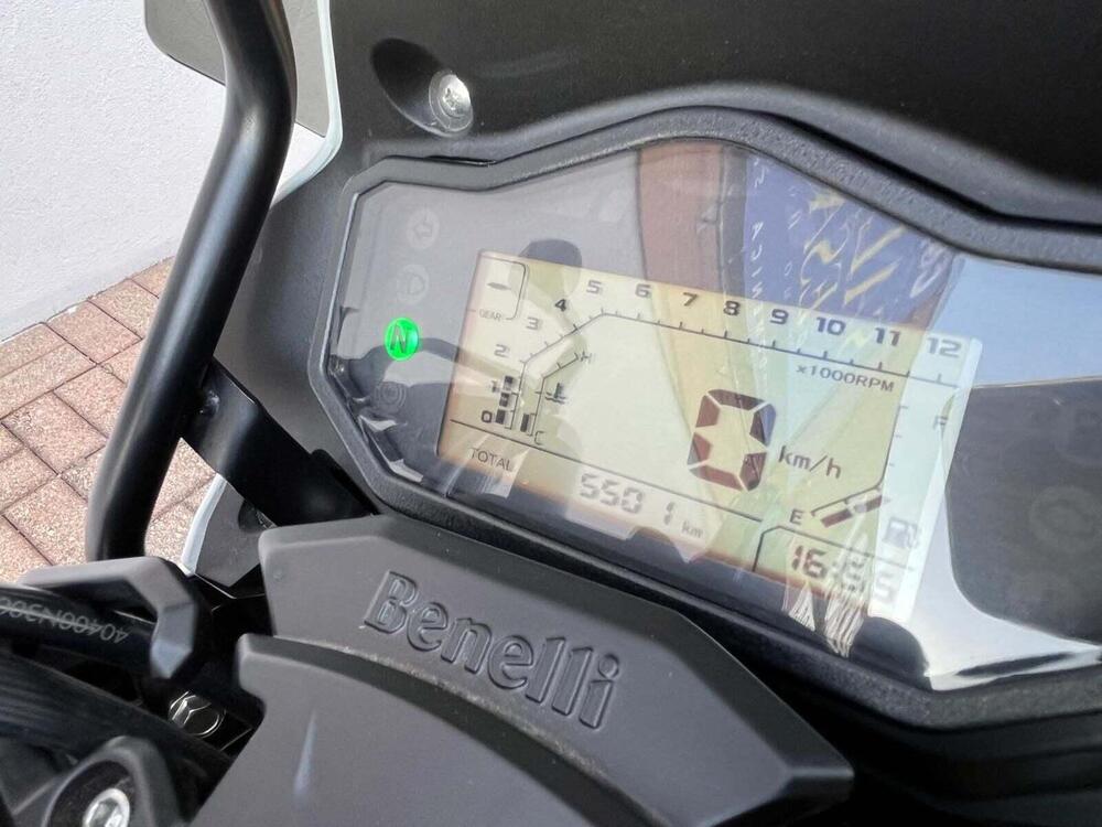 Benelli TRK 251 (2022 - 25) (5)