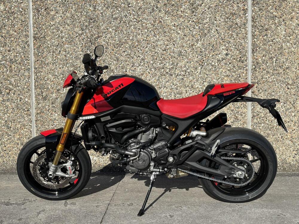 Ducati Monster 937 (2021 - 25) (2)