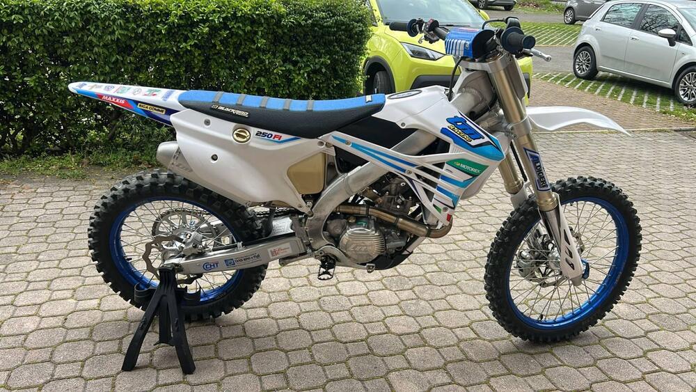 Tm Moto MX 250 ES Fi 4T (2023) (7)