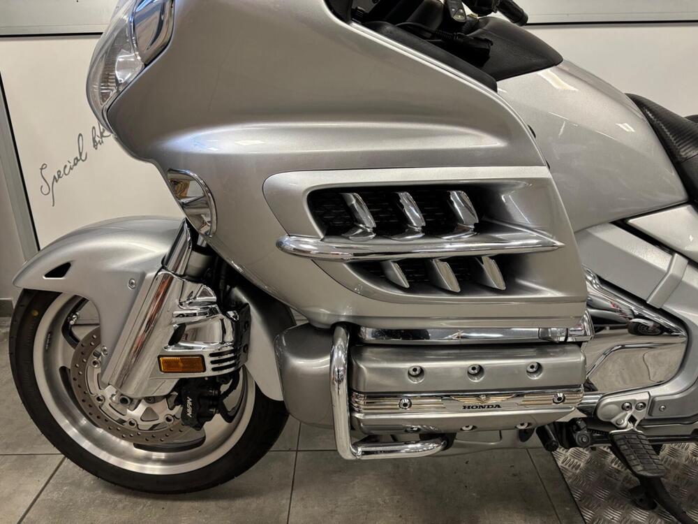 Honda GL 1800 Gold Wing (2007 - 11) (5)