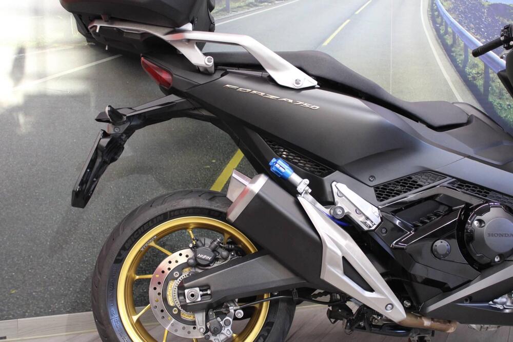 Honda Forza 750 DCT (2021 - 24) (15)