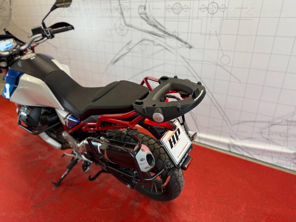 Moto Guzzi V85 TT (2021 - 23) (16)