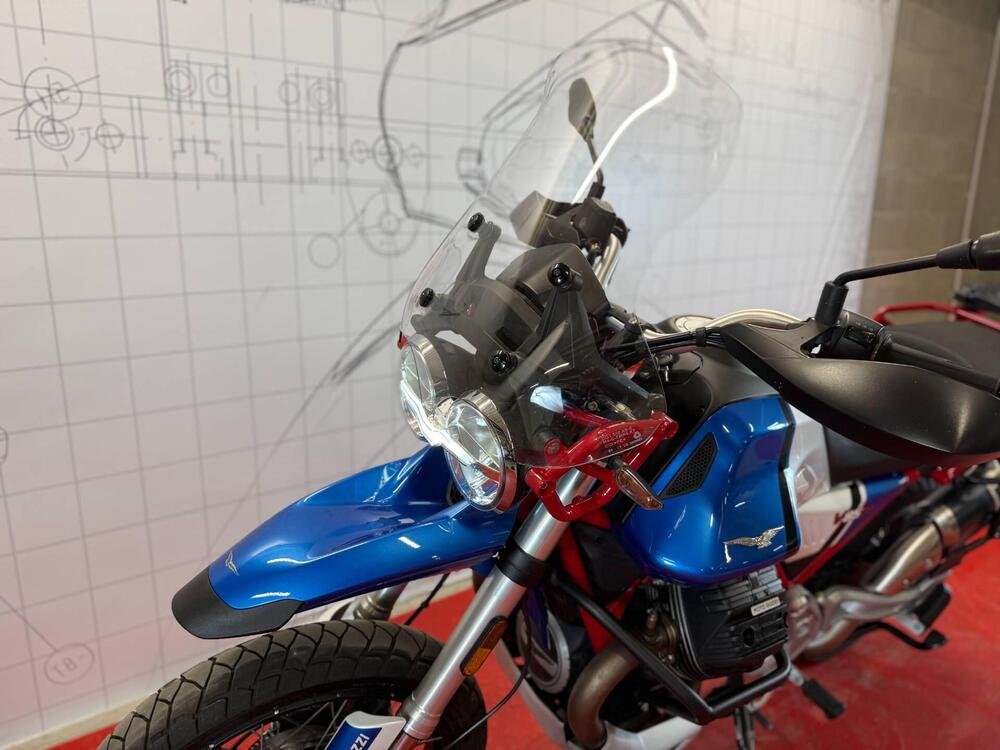 Moto Guzzi V85 TT (2021 - 23) (14)