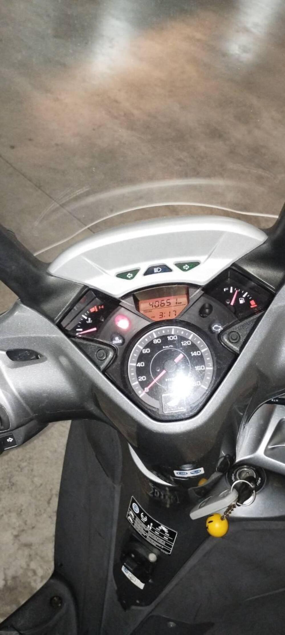 Honda SH 300 i (2011 - 14) (3)