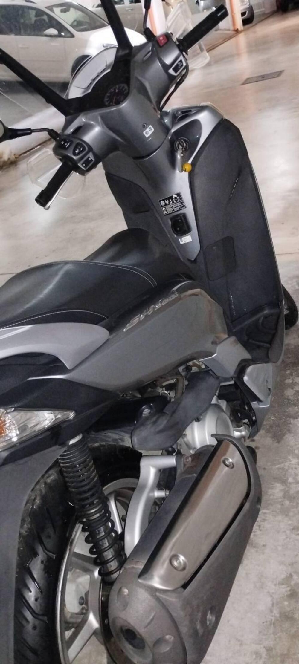 Honda SH 300 i (2011 - 14) (4)