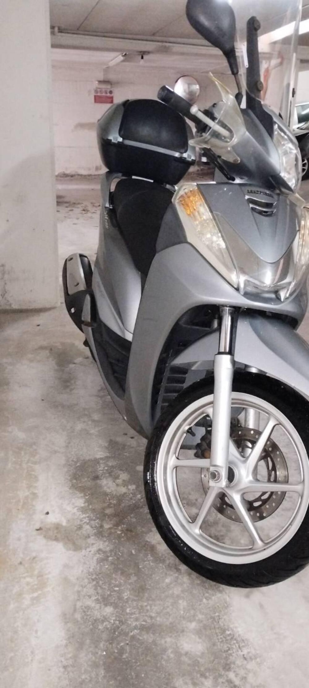 Honda SH 300 i (2011 - 14) (5)