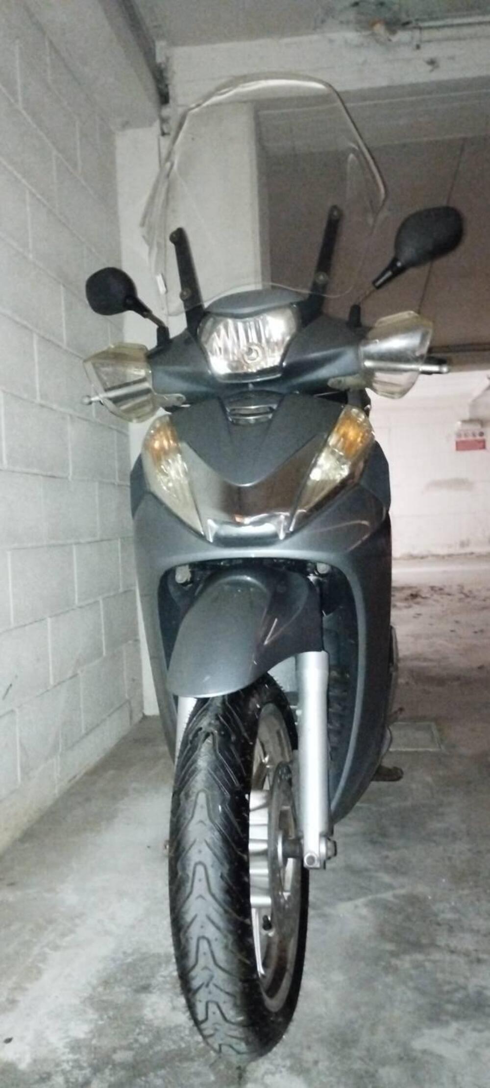 Honda SH 300 i (2011 - 14) (7)