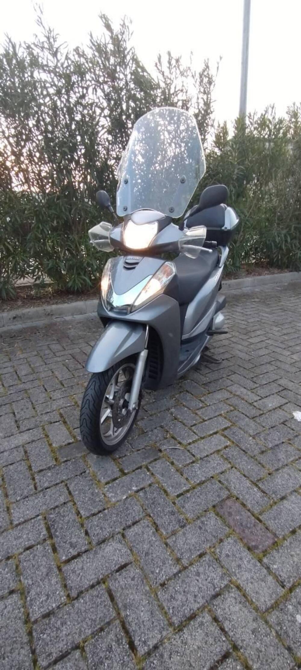 Honda SH 300 i (2011 - 14) (9)