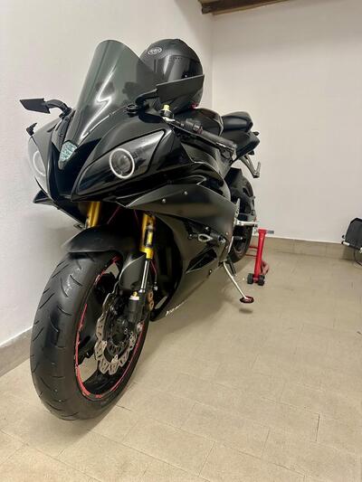 Yamaha YZF R6 (2006 - 07) usata