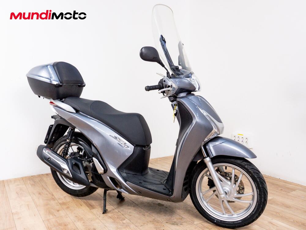 Honda SH 150i ABS (2013 - 16) (2)