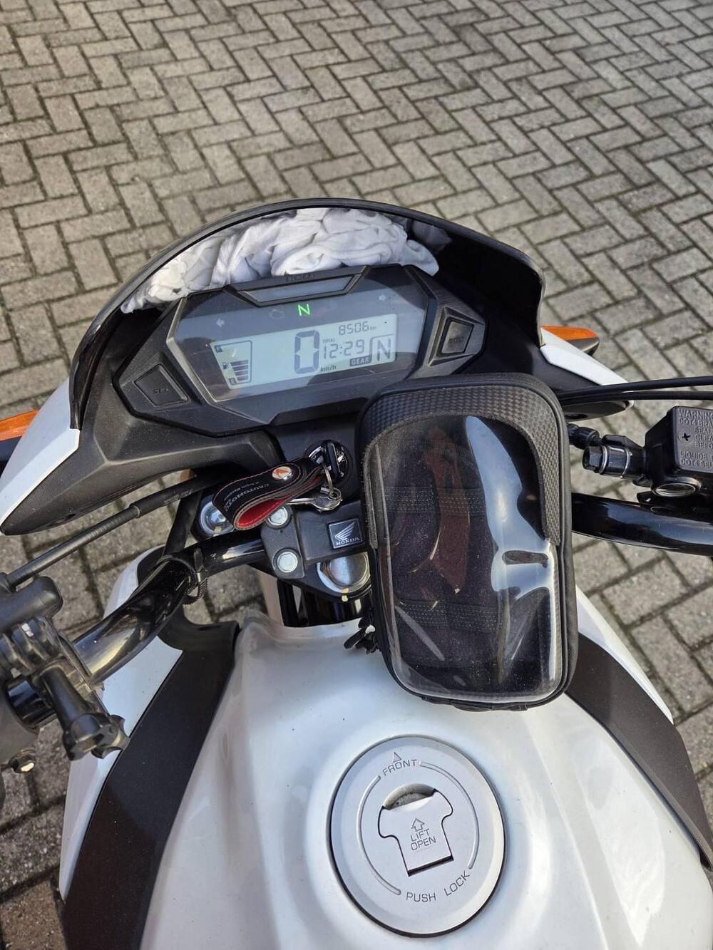 Honda CB 125 F (2021 - 25) (3)